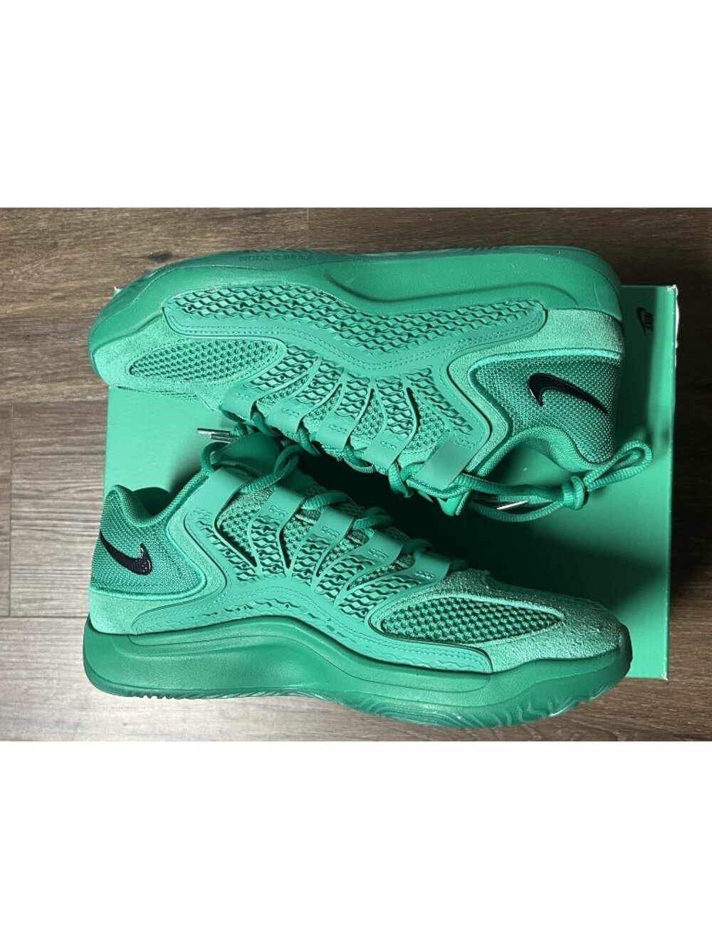 KD18 "Warning Label" Stadium Green size 9.5 No Box Lid